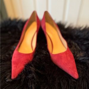 Nine West Raspberry-Red Suede Kitten Heels in Women’s Size 7.5M 👠 GUC
